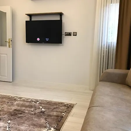 Hotel-2 Apartment *